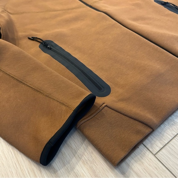Nike Tech Fleece Full-Zip Windrunner Hoodie Brown Size Medium - Picture 3 of 6